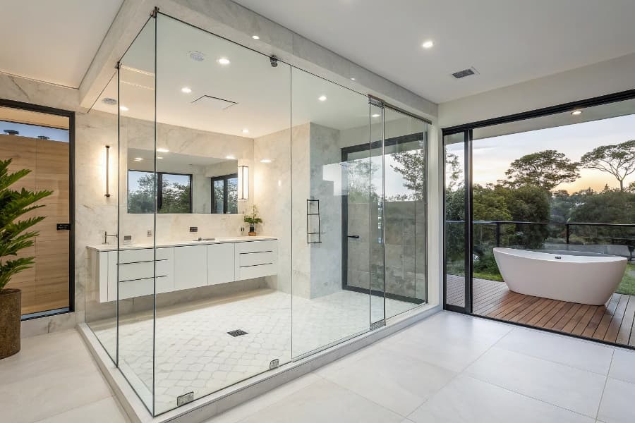 Frameless Shower Screens